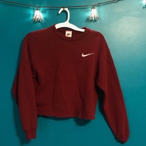 Cropped Nike Sweatshirt